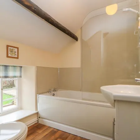 Holiday home Webstone House *